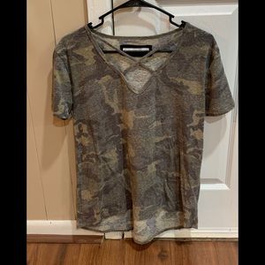Criss cross front - camo
